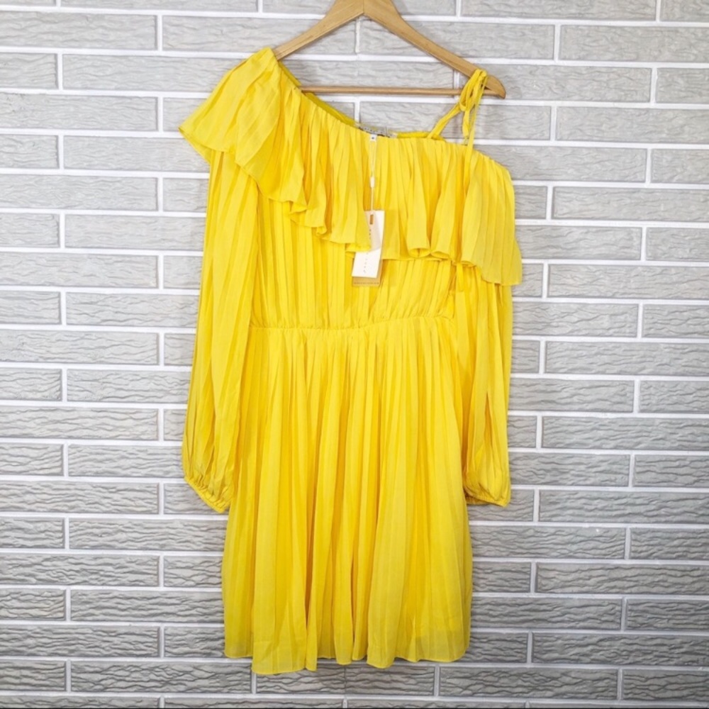 NWT REVOLVE ENDLESS ROSE ONE SHOULDER RUFFLE DRESS - Picture 5 of 10